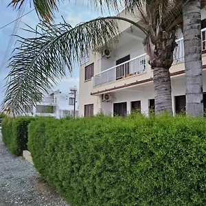 Sea Larnaka
